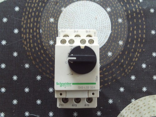 Contacteur moteur schneider - contacteur,