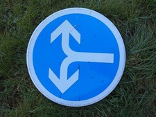 panneau routier ancien