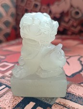 Ancien Chien de Fô Jade Blanc