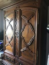 armoire ancienne en noyer