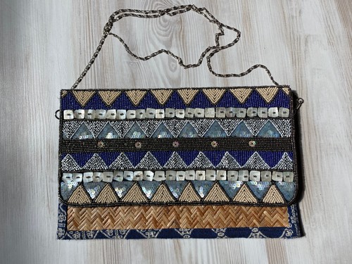Sac artisanal avec perles - , et