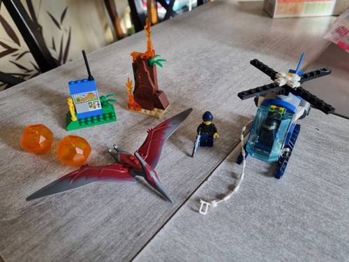 Lego 10756 jurassic park - lego,