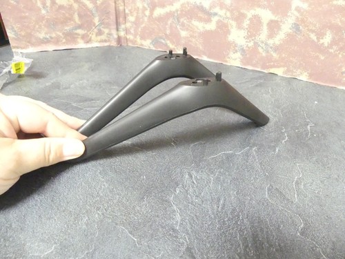 Pieds pour télévision