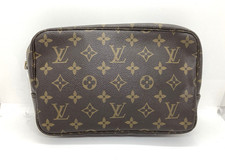 LOUIS VUITTON Trousse toilette