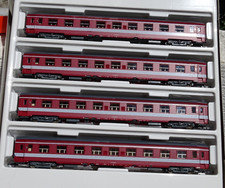 ROCO . coffrets de 4 voitures Capitole ep III SNCF .REF  44087   HO .