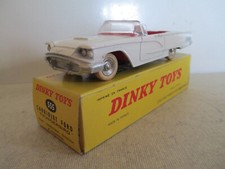 DINKY 555 FORD THUNDERBIRD