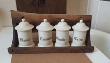 Ensemble de 4 pots à épices sur étagère bois d'olivier