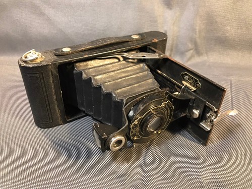Ancien appareil photo - , kodak