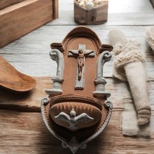 Ancien grand bénitier en terre cuite hauteur 33 cm Cat G