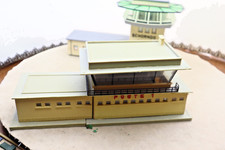 A   VENDRE    MAQUETTE      HO