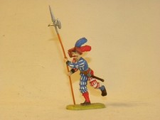 JOUET ANCIENNE FIGURINE ELASTOLIN HAUSSER EN PLASTIQUE SOLDAT LANSQUENET EN TBE