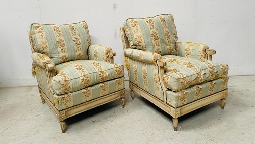 Paire fauteuils de style - fauteuils,