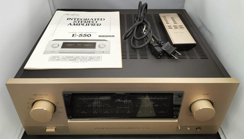 Accuphase 550 integrated - e-550,