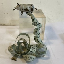 Cochon Métre De Couturière Porte Bonheur Trèfle À 4 Feuilles Objet De Vitrine