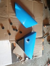 Yamaha 80 Dt  Les 2 Carénages  Des Coté