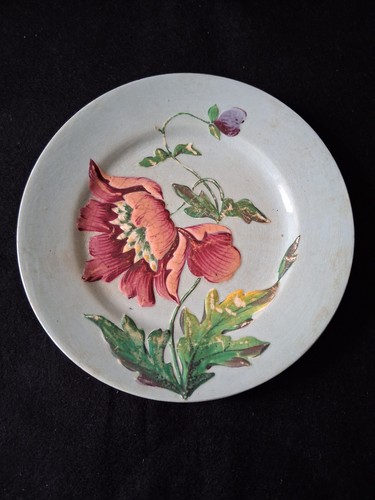 Assiette décorative ancienne