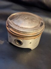 Sculpture D'Art Piston Moteur