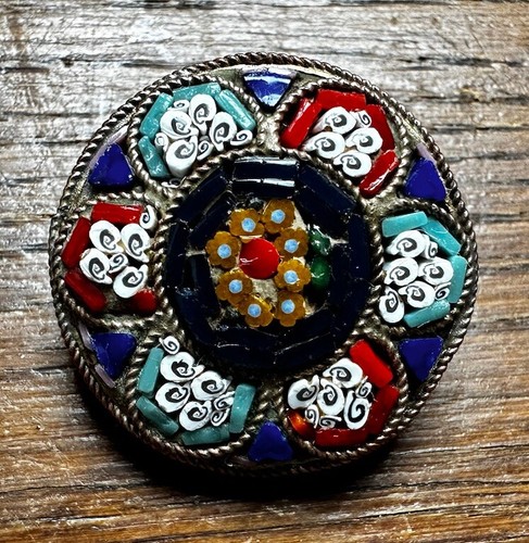Broche ancienne micro - ancienne,