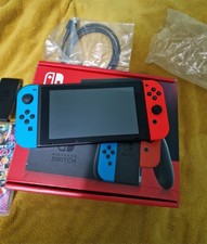 Nintendo Switch + Mario Kart 8