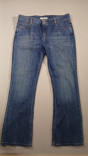 Levi 526 slender boot - 526, cut