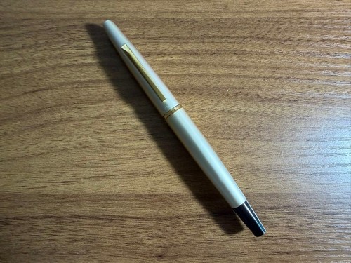 Pilot capless rotatif - capless,