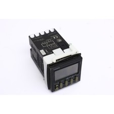 Omron Timer H5CX 100-240VAC 50-60Hz (B590)