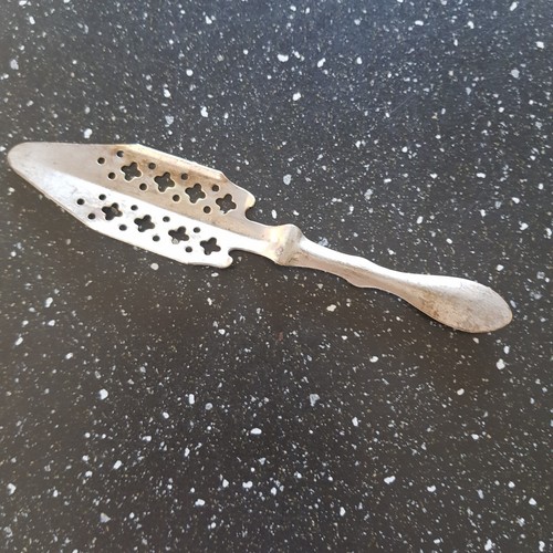 Ancienne cuillère à - ,