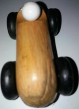 Petite voiture vintage VILAC