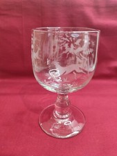 Ancien verre ballon du XIXème à décor de Biches, Cerfs