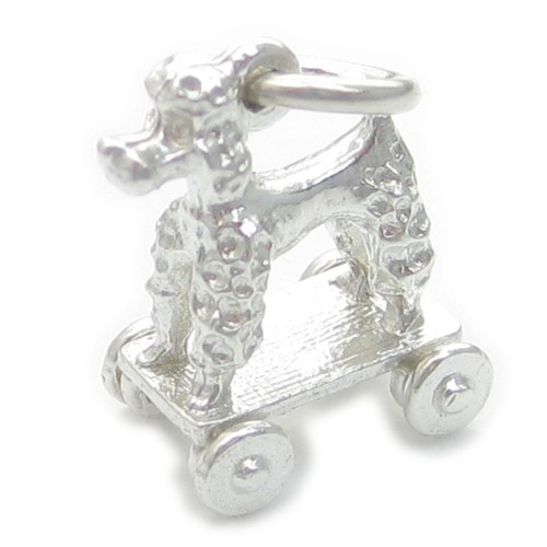 Caniche toy chien - caniche, sur