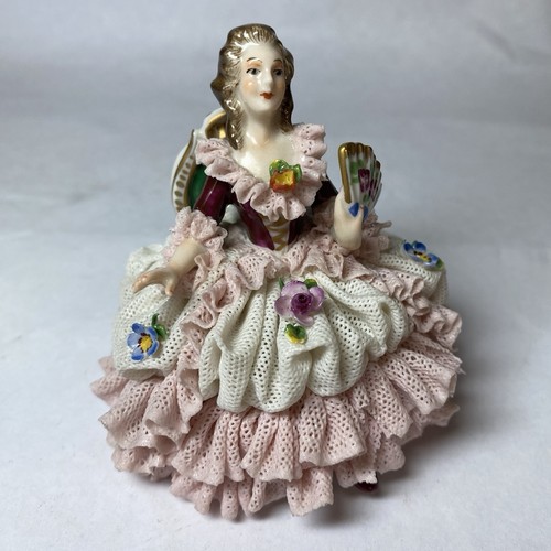 Statuette porcelaine - en,