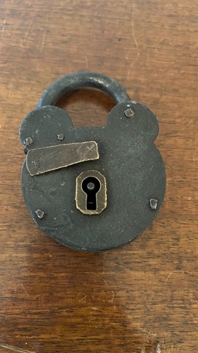 Cadenas ancien fer sans - ancien,