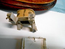 bobine telemecanique 220v