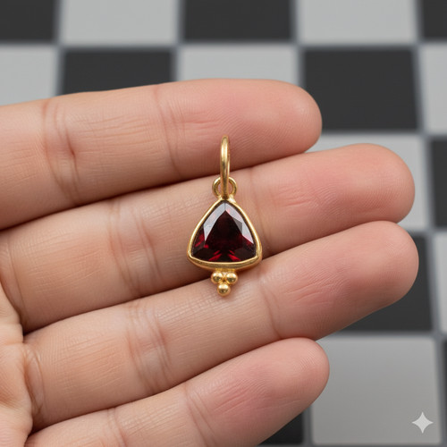 Petit pendentif breloque - , en