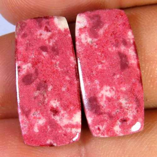 Cabochon coussin thulite
