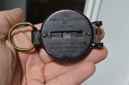 Boussole army corp of - army,