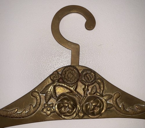 Cintre porte manteau - porte,