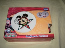 " SERVICE PETIT DEJEUNER