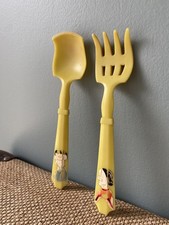 Paire de couvert pour enfant en bakelite jaune - Jouet ancien