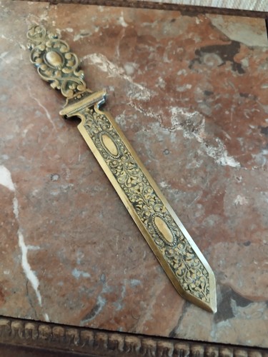 Coupe papier bronze décor - papier,