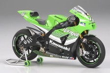 1/12 MAQUETTE KAWASAKI NINJA