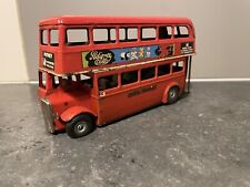 ancien jouet en tôle TRI-ANG