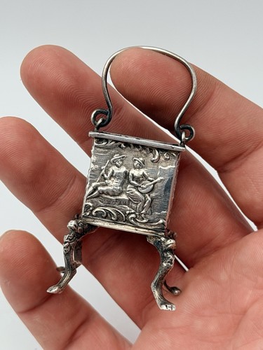 Jardinière miniature argent - &,
