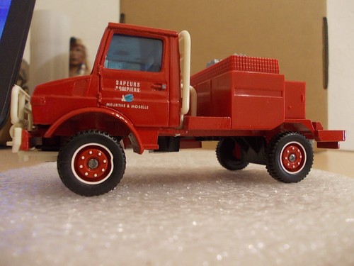 Mercedes unimog master pompier - mercedes,