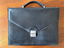 Cartable, serviette, porte-documents en CUIR noir de marque TEXIER.Très bon état