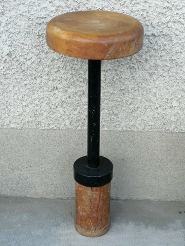 Tabouret design style perriand