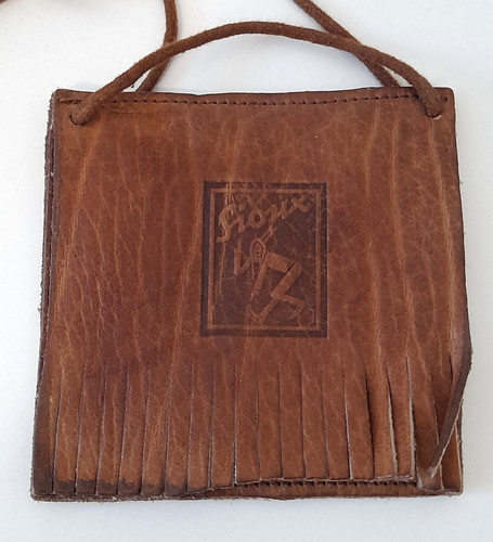 Ancien sac porte - monnaie, cuir