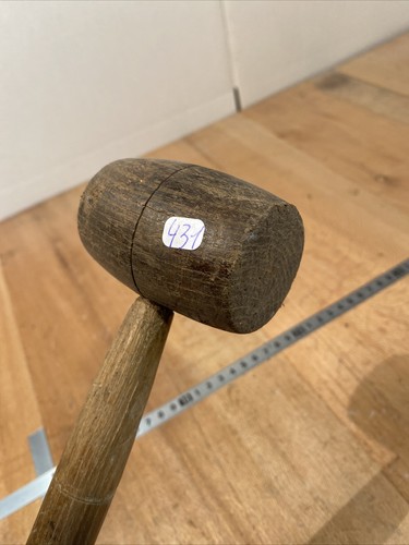 431 old tool hammer - (n°431,