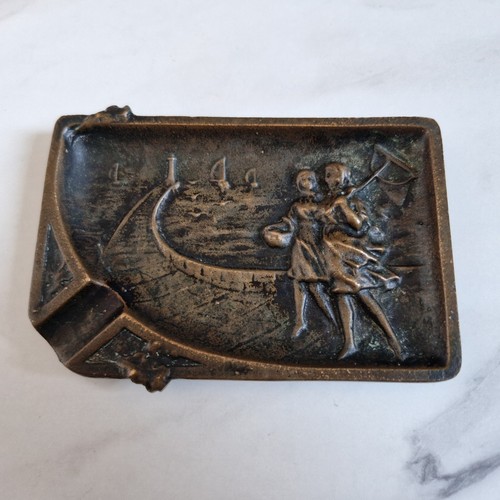 Ancien cendrier vide - cendrier, en