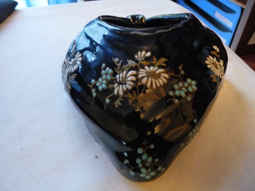 Bouquetiere ancienne - ancienne, en